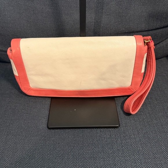 Coach Cricket White Coral Leather Turnlock Flap Clutch Wristlet Wallet - Picture 3 of 11